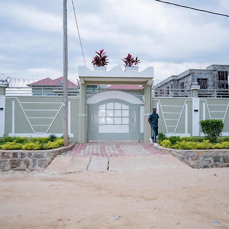 The City Block Apartment Bujumbura Dış mekan fotoğraf